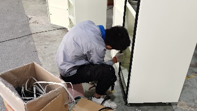 執(zhí)信環(huán)保移動式除塵器,制造加工企業(yè)的煙塵凈化設(shè)備！